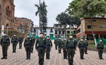 Llegaron a Girardota 20 de los 50 policías que reforzarán la seguridad del municipio