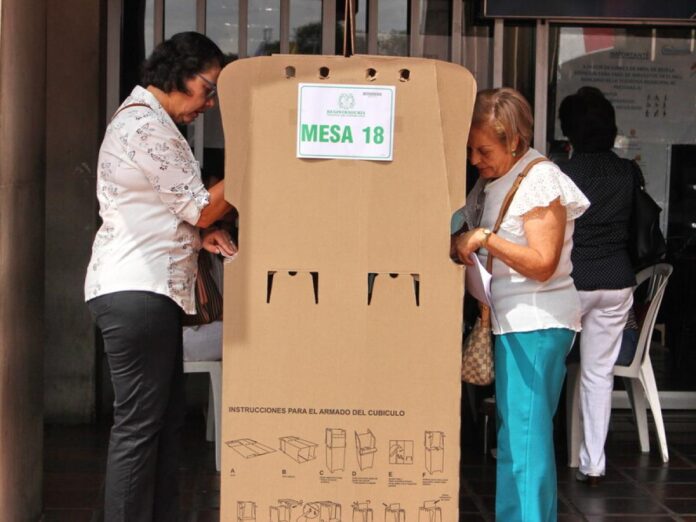 Cambian tres puestos de votación